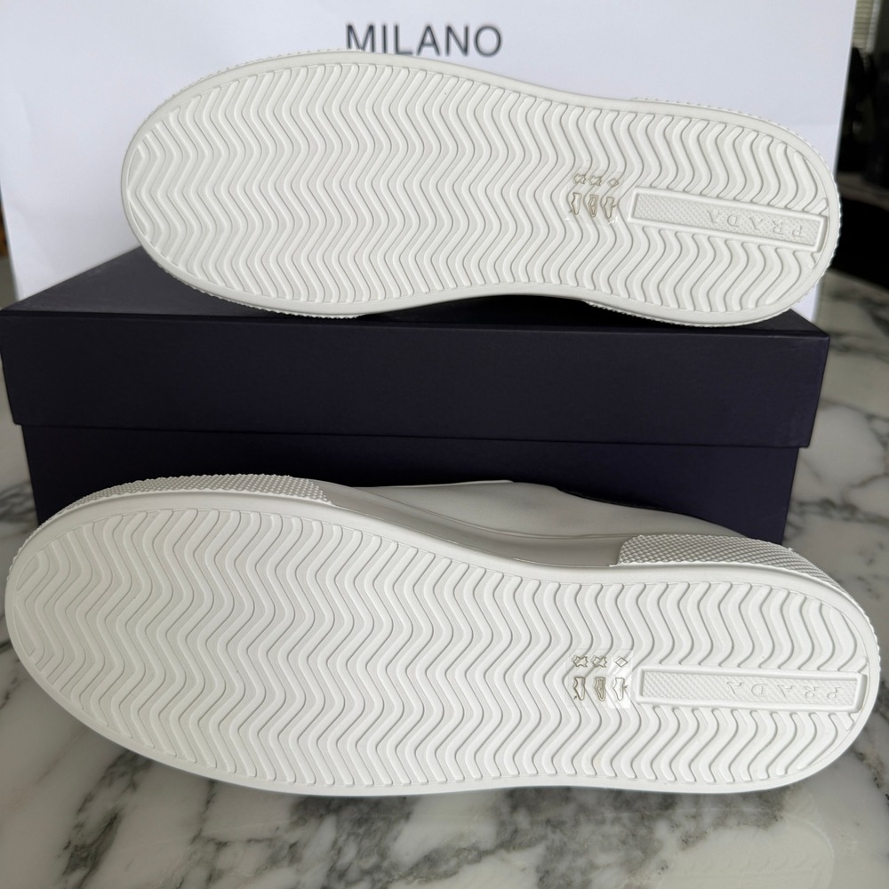 Prada 1E621M Womens Macro Logo White/Black Leather Low Top Sneakers shoes Eur 39 - Picture 11 of 11